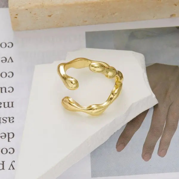 Vintage Daisy Flower Rings - Image 7