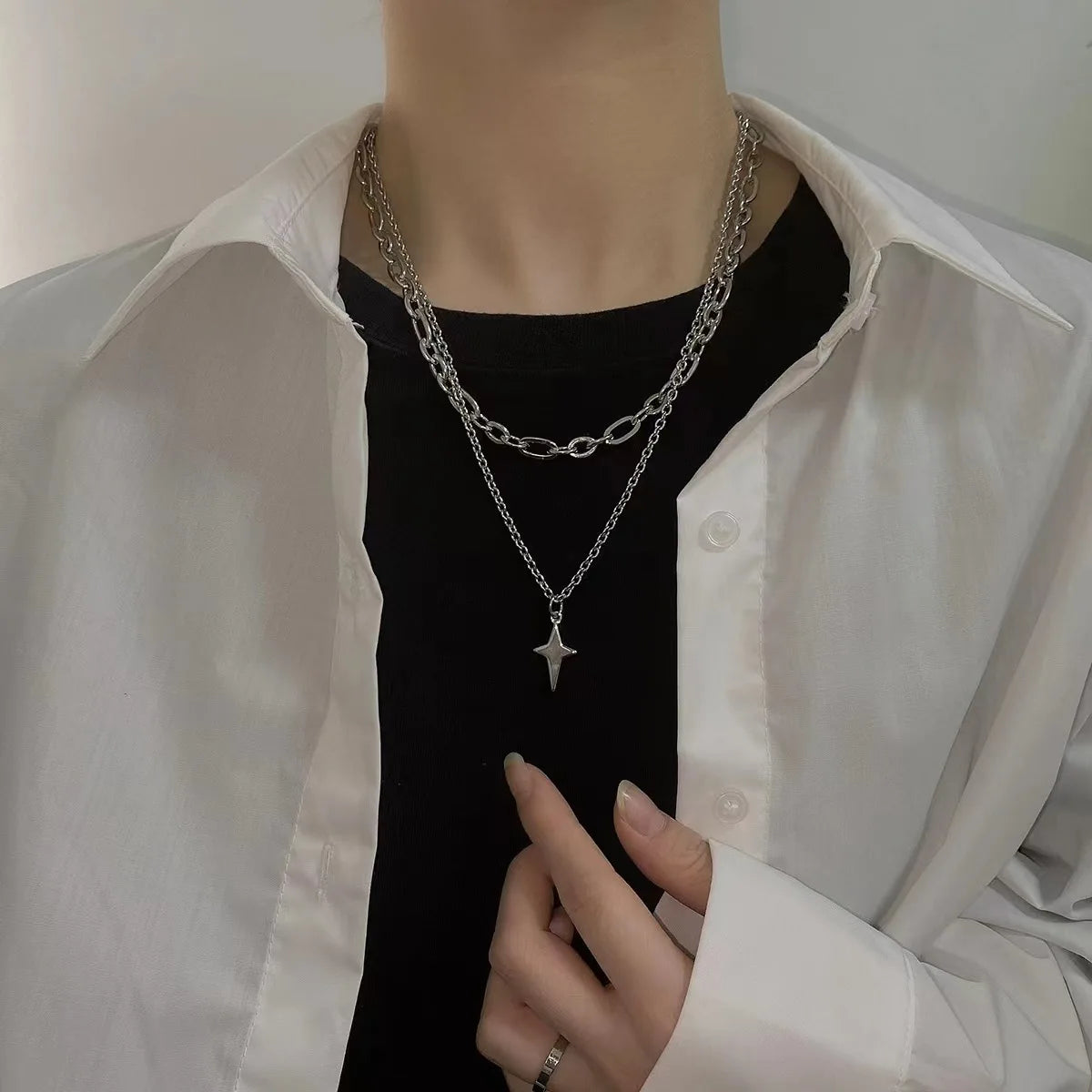 Simple Trendy Star Hollow Choker Necklace - Image 8